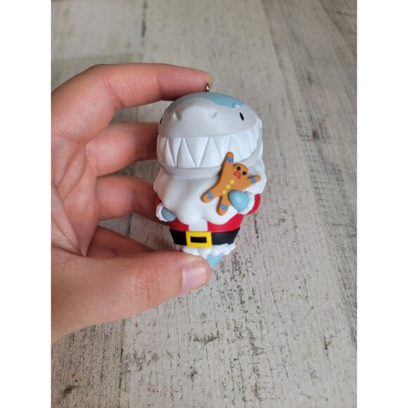 Hallmark toothsome tidings shark Santa Claus ornament Xmas - Picture 2 of 6